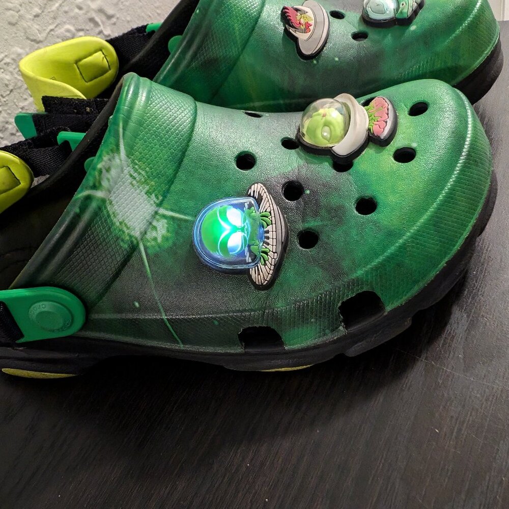 Crocs